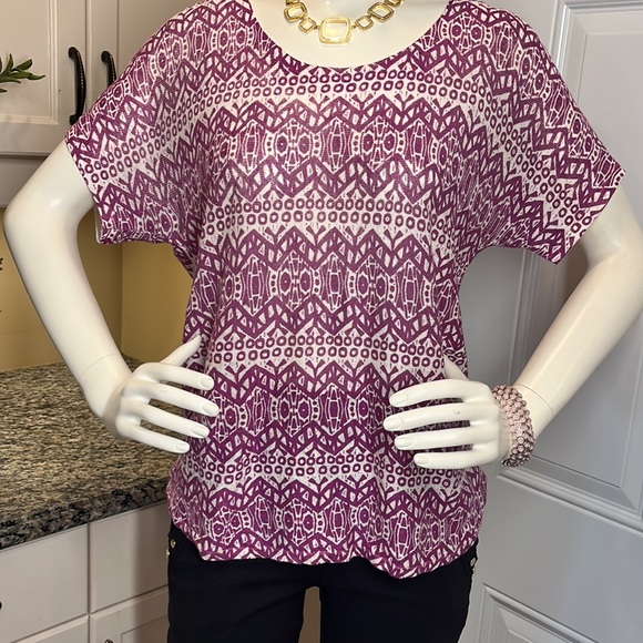 Great top for work or casual - Picture 5 of 7